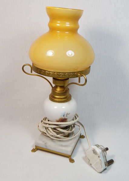 Beautiful vintage lamp with yellow glass shade