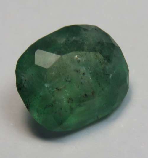 Emerald inclusions 2.4ct