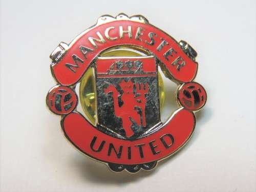 Manchester United supporters pin badge