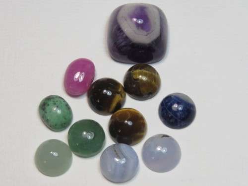 66 Carot of semi-precious stones