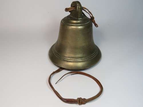 Vintage brass bell - No mounting bracket