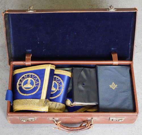 Masonic kit of H Llyod of Transvaal and victory lodge