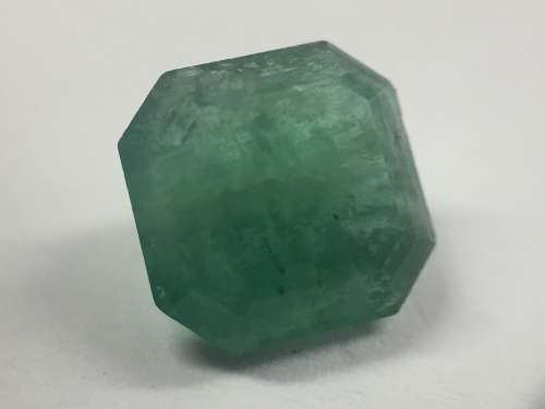 Natural Emerald - 3.22 carat - Bluish green with GEM LAB certificate - RARE GEM @ Crazy R1 start