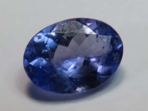 Tanzanite of 0.80ct - Lots of wear on face