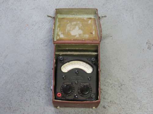 Vintage Universal Avo Meter - Not tested - No cables - In leather case