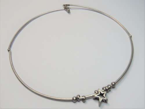 Sterling silver choker necklace - Weighs: 9.9g