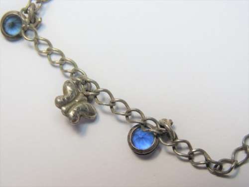 Sterling silver charm bracelet - Weighs 4.3g