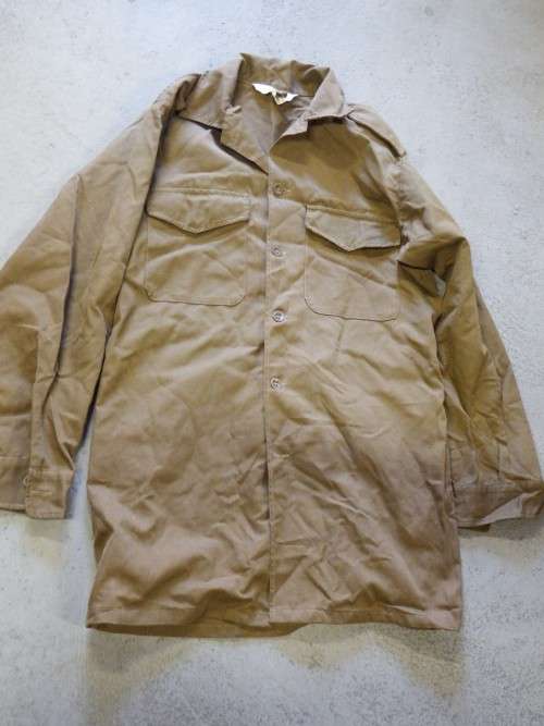 SADF border war nutria long sleeve shirt - Size medium - One button missing