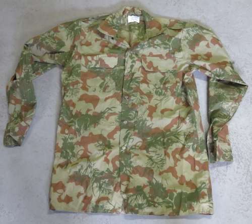 Koevoet camo pattern long sleeve shirt - Size medium - More sizes in description below