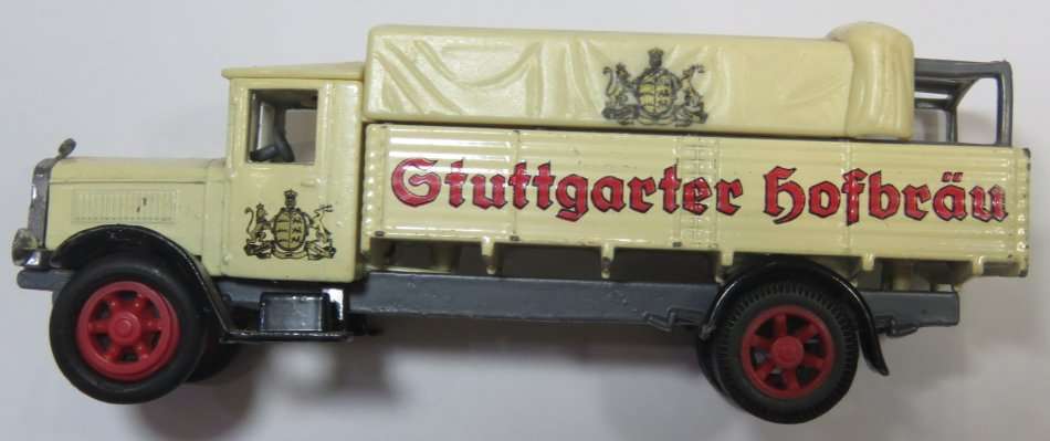 Matchbox 1932 Mercedes-Benz LS truck - Models of Yesteryear 1988 - Tires damaged