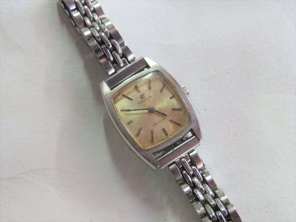 1968 Omega De Ville ladies manual wind watch with caliber 620 movement -Not working -Serial 26767300
