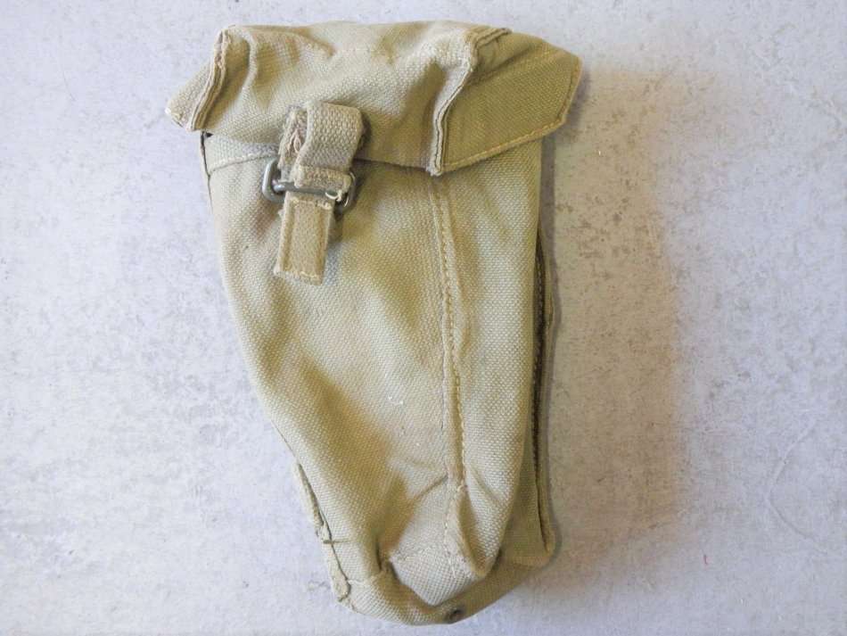 Rhodesian army ammo pouch