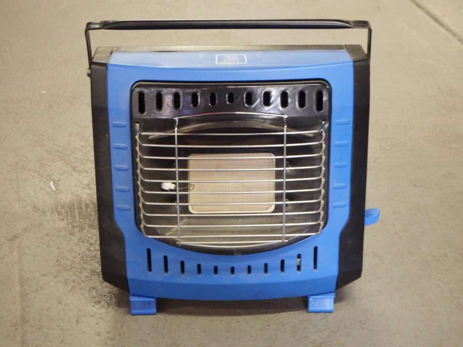 Outdoor camping butane canister heater - GAS NOT INCLUDED