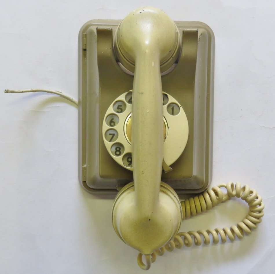Vintage Siemens Brothers and Co. telephone