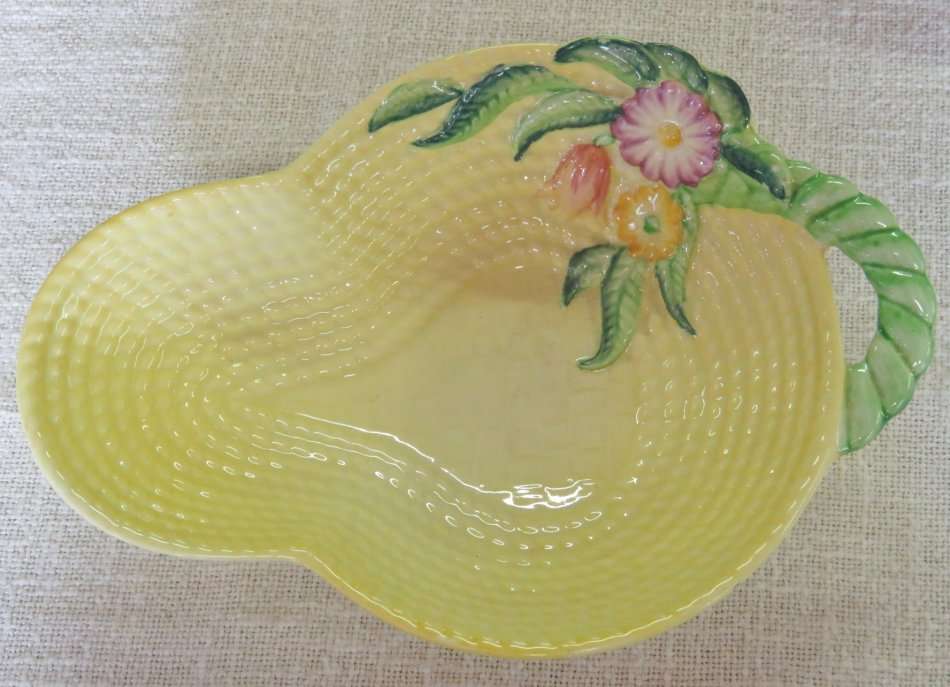 Vintage Carltonware cookie server