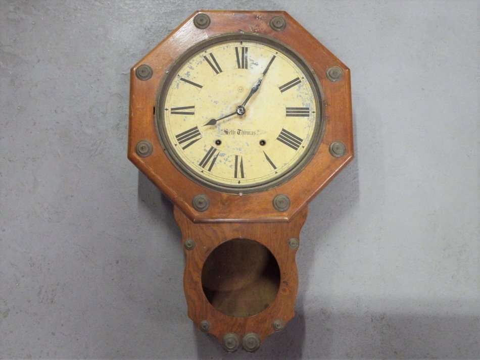 Antique Seth Thomas octagonal wall clock wooden case - Perfect for restoration - No movement