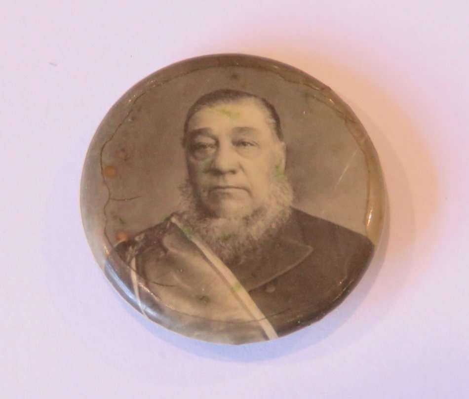 Paul Kruger tinnie lapel pin badge