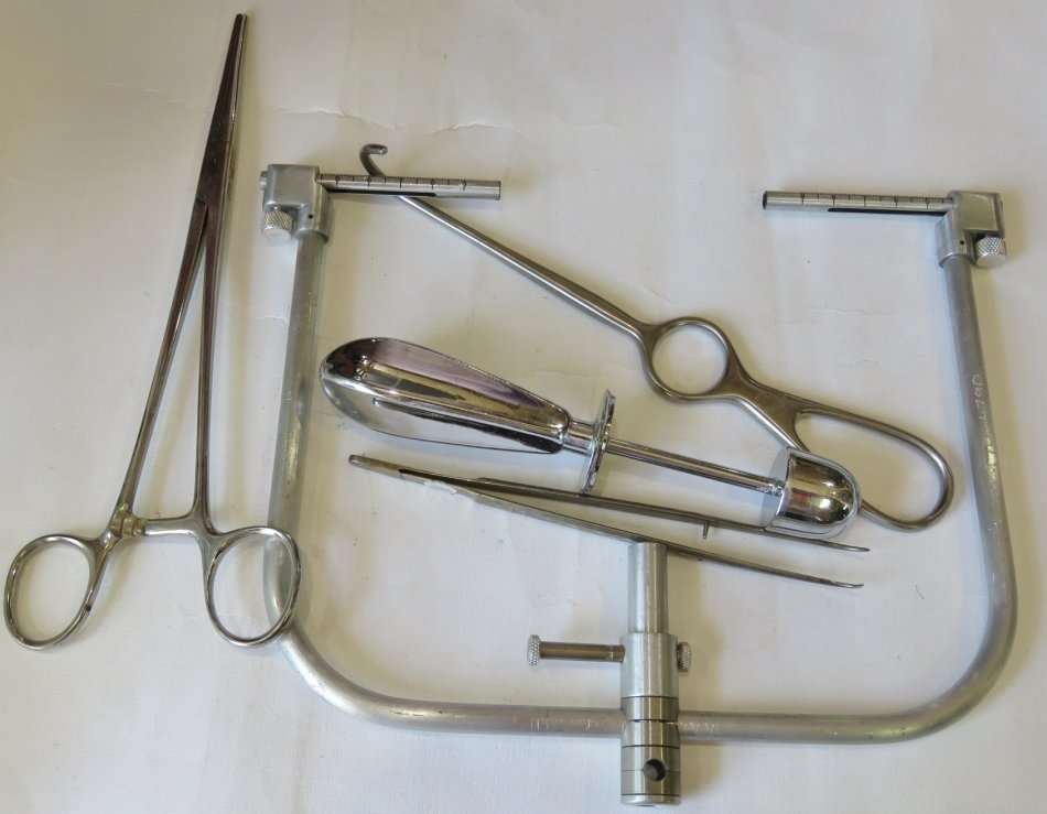 Lot of 5 medical tools