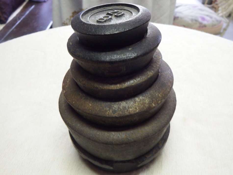 Lot of Iron scale weights