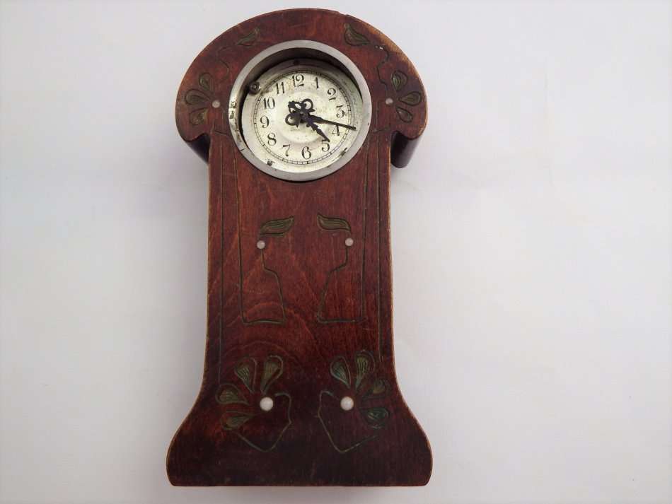 Antique small Junghans mantel clock - No glass - Not working - Engraved D.C.S 1881 on back