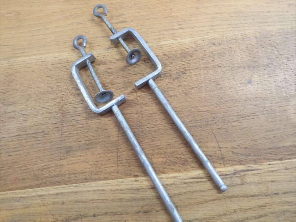 Pair of table tennis net clamps