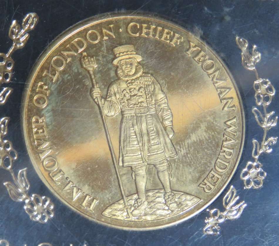 H.M Tower of London 22ct gold plated medallion