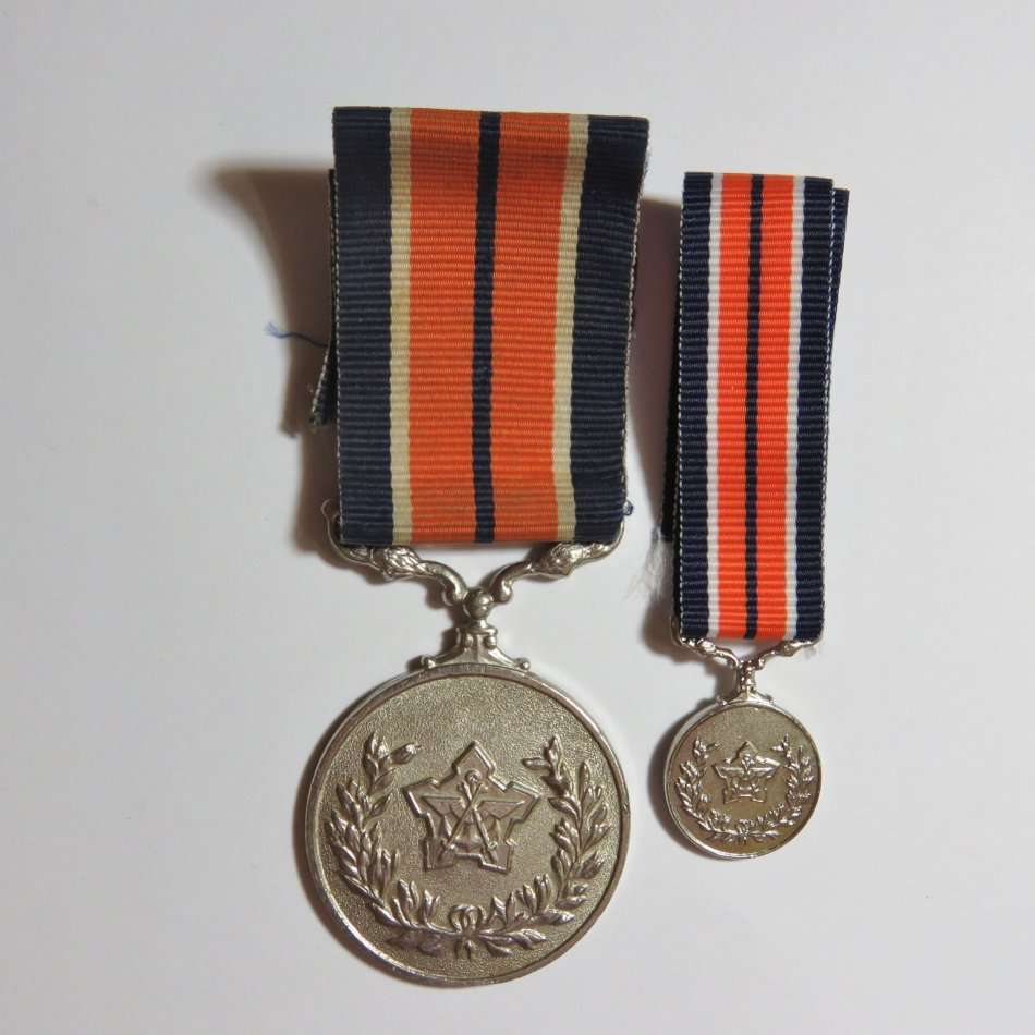 SADF General Service medal with miniature medal - #040585