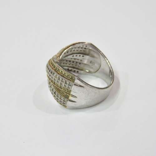 Sterling silver crossover band ring with Cubic Zirconia - Weighs 6,8 grams - Size M