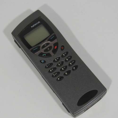 Lot of 2 vintage cellphones - Nokia and Siemens S10 - Not tested - No chargers