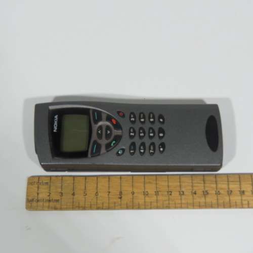 Lot of 2 vintage cellphones - Nokia and Siemens S10 - Not tested - No chargers