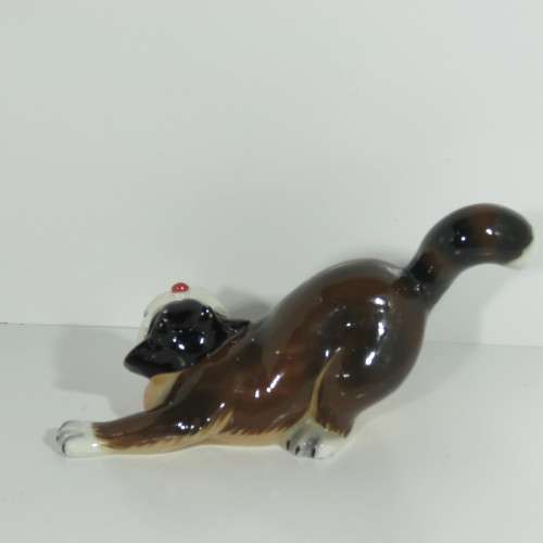 Large porcelain Cheshire cat - Some minor chips and marks - Probably been fighting