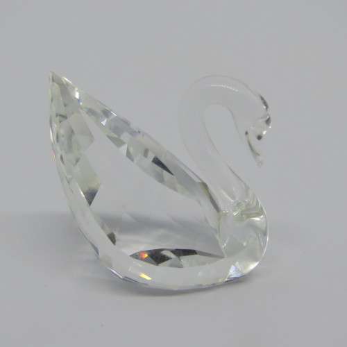 Small Swarovski swan - Weighs 17.2 grams