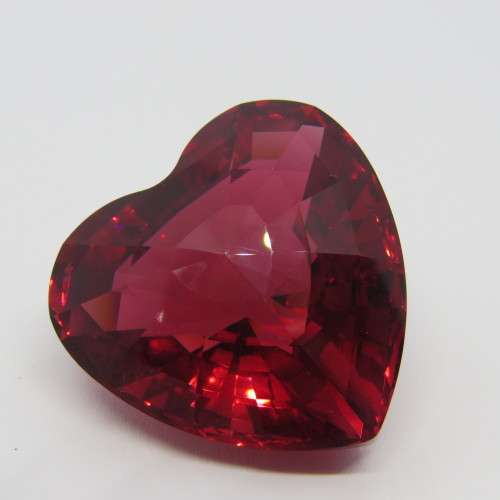 Swarovski SCS red heart in special box