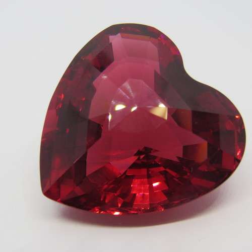 Swarovski SCS red heart in special box