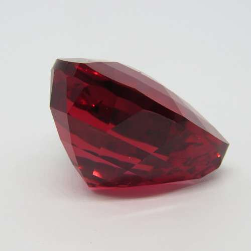 Swarovski SCS red heart in special box