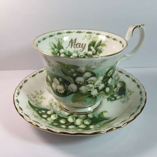 Royal Albert Flower of the month - May - Lily of the Valley porcelain duo