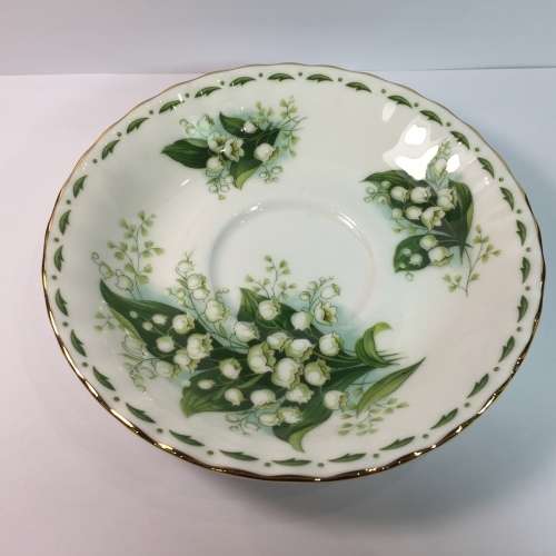 Royal Albert Flower of the month - May - Lily of the Valley porcelain duo