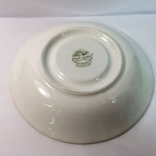 Royal Albert Flower of the month - May - Lily of the Valley porcelain duo