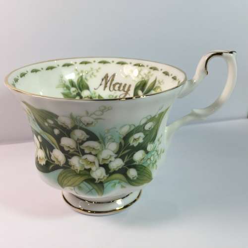 Royal Albert Flower of the month - May - Lily of the Valley porcelain duo