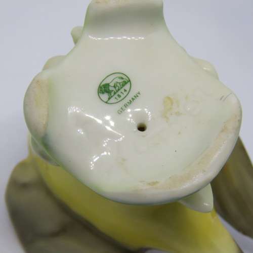 Beautiful German porcelain bird