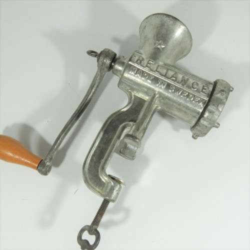Vintage Reliance Husqvarna no. 8 meat mincer