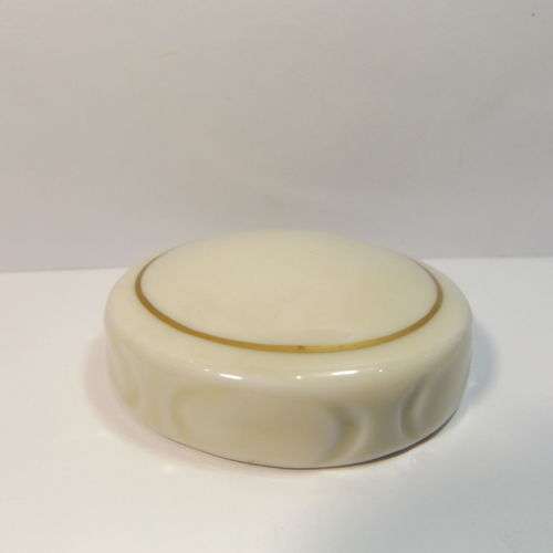 Oscar Schlegelmilch porcelain teapot with screw-on lid