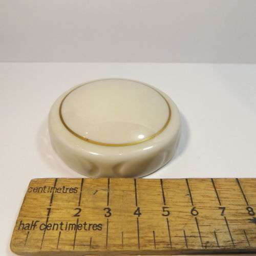 Oscar Schlegelmilch porcelain teapot with screw-on lid