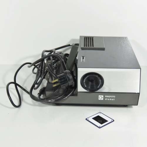 Ringfoto diamat slide projector with accessories - Size 25 x 23 cm
