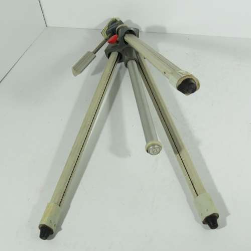 Vintage tripod for camera - BILORA - Made in Germany - Height 58 cm
