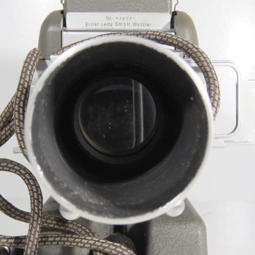 Prado 250 Leitz slide projector in original case - With Box of slide - 37cm