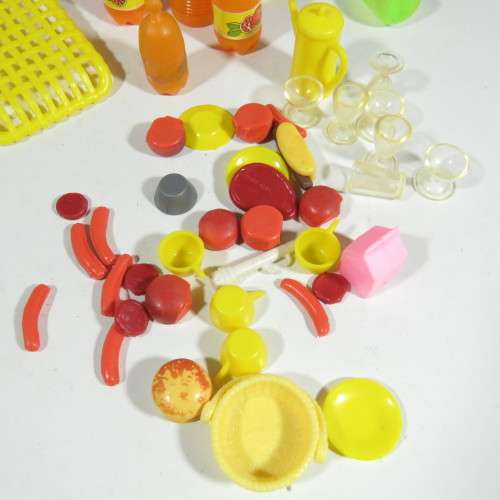 Vintage doll's furniture - Gas braai, Side table, Outdoor table, 2 loungers, cat's bed, bath, shower