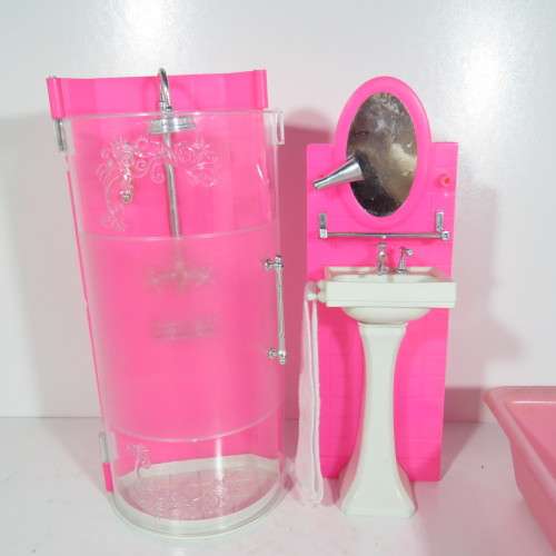 Vintage doll's furniture - Gas braai, Side table, Outdoor table, 2 loungers, cat's bed, bath, shower