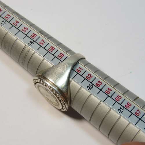 Sterling silver Mexican Pesos coin ring - Weighs 7.7grams - Size: S