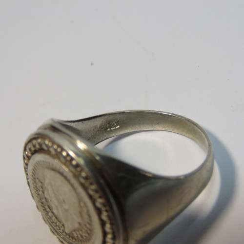 Sterling silver Mexican Pesos coin ring - Weighs 7.7grams - Size: S